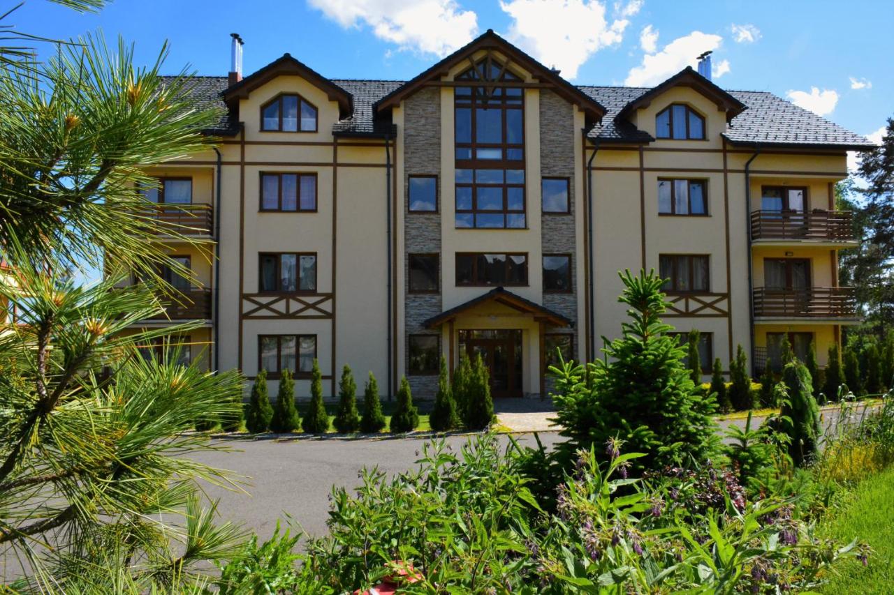 Apartments Piknik building in summer, Stará Lesná, High Tatras