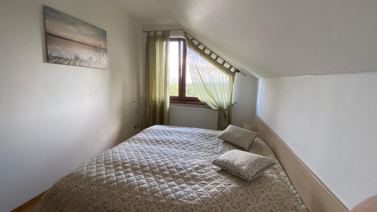 One-Bedroom Apartment – Attic — photo 7