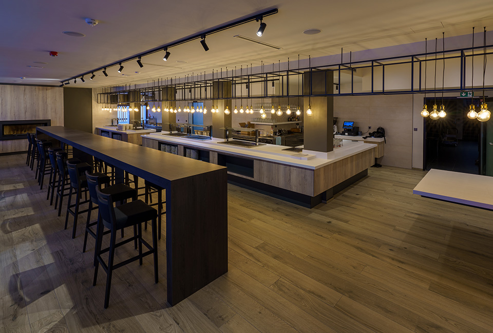 Hotel Hills restaurant